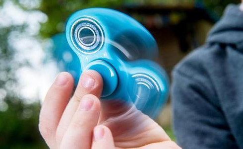 A global test standard for fingertip gyro toys that set off the market